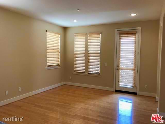 Building Photo - 6010 Celedon Crk