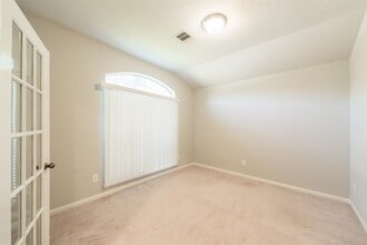 Building Photo - 9934 Barr Lake Dr