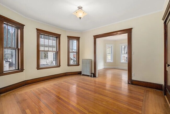Foto del edificio - 164 Langdon Ave