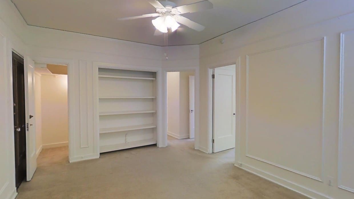 Photo - The Parkway Apartments