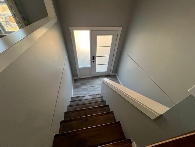 Building Photo - 3963 Macisaac Dr