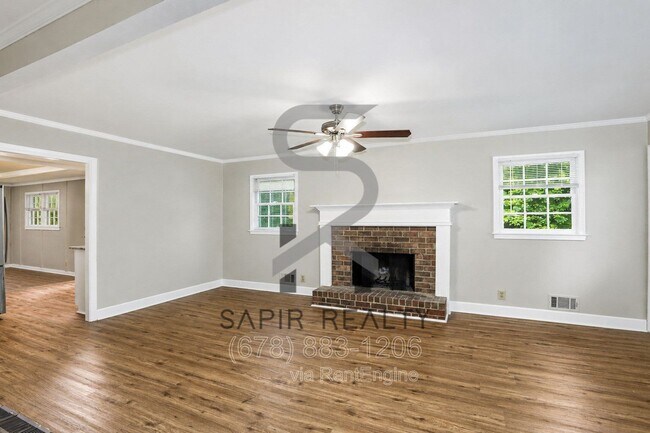 Foto del edificio - 373 James St SW