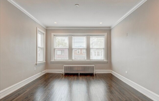 Building Photo - 1935 N Saint Louis Ave