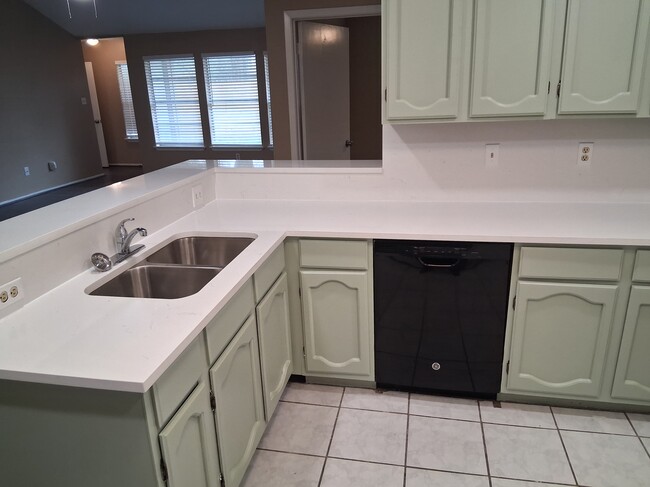 Foto del edificio - 18731 Twigsworth Ln