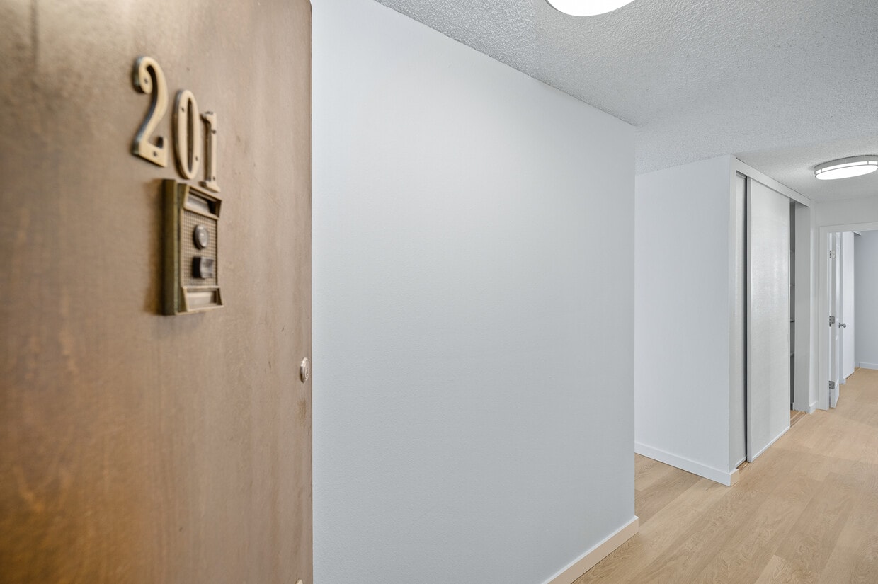 Greenwood Gardens Apartments in Seattle, WA