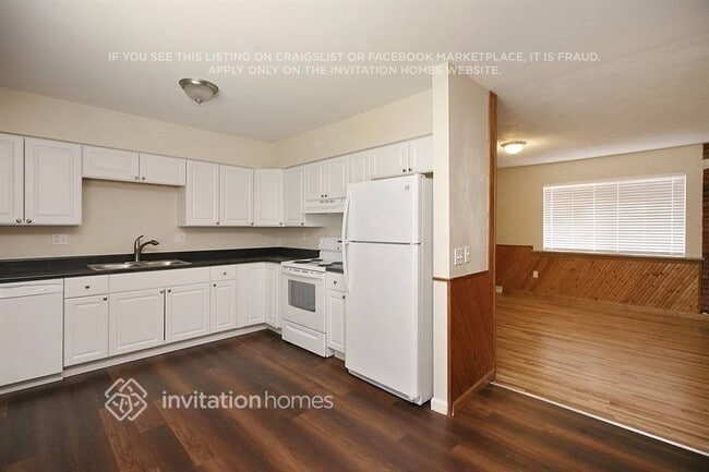 Foto del edificio - 8544 Wiley Cir