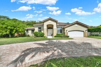 Building Photo - 8487 SW 138th Terrace