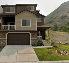 Building Photo - 795 S Aspen Pl