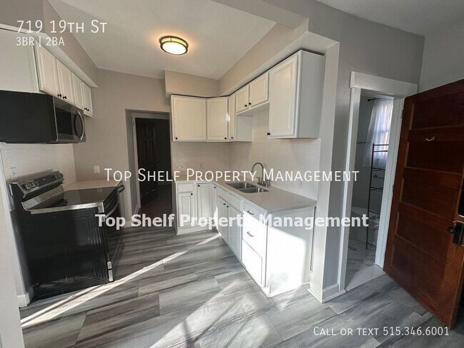 Foto del edificio - 3 bedroom and 2 bath Available Soon
