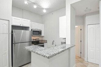 Building Photo - 6001 SW 70th St