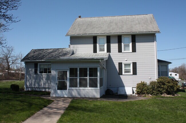 Building Photo - 8432 Telegraph Rd