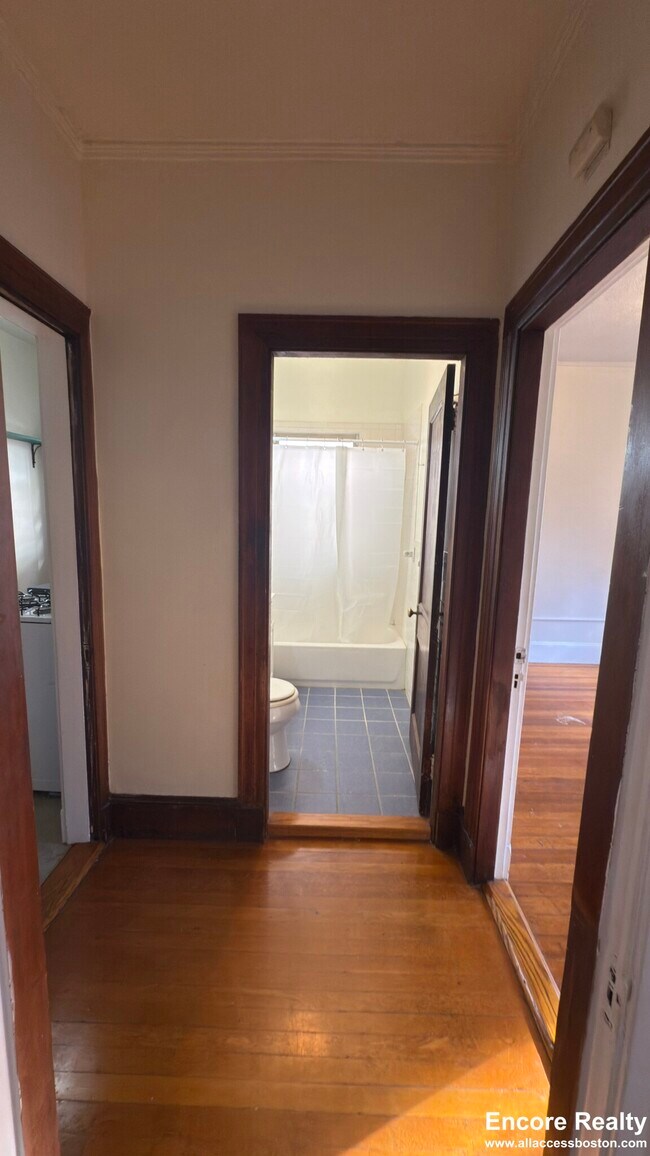 Foto del edificio - 163 Summer St