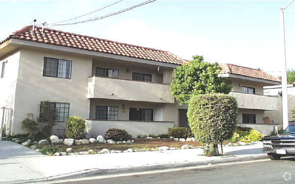 Primary Photo - 27538 Violin Canyon Rd