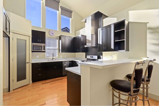 Foto del edificio - 8551 Heather Cross Way