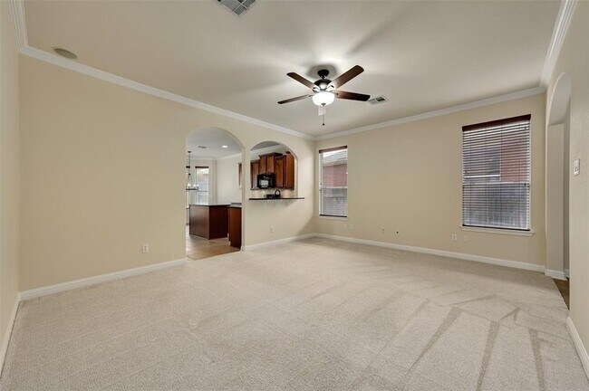 Building Photo - 1711 Greenside Trail