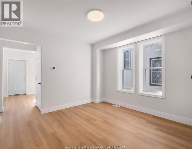 Building Photo - 1080 Niagara St