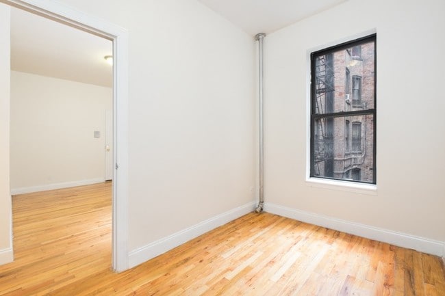 Building Photo - 339 East 12th Street