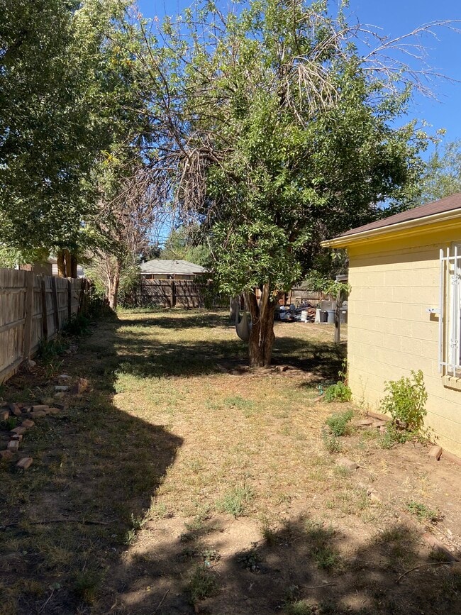 Building Photo - 1635 Verbena St