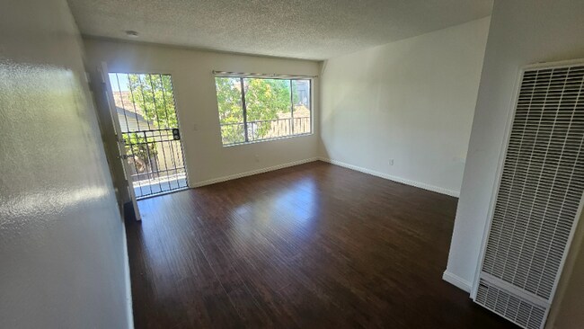 Foto del edificio - 1023 Broad Ave
