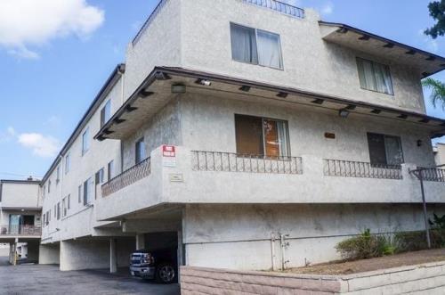 Building Photo - 5453 Norwalk Blvd.