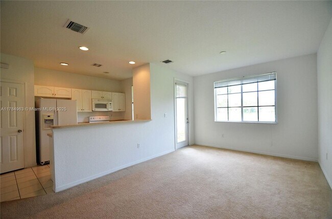 Foto del edificio - 1956 SW 60th Terrace