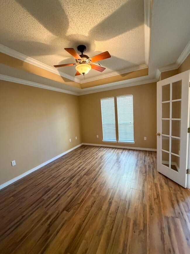 Foto del edificio - 4697 Lovegrass Ln