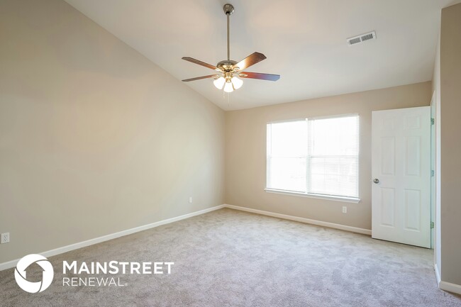 Building Photo - 6104 Bentwood Dr