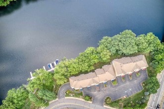Building Photo - 17 River Front Dr