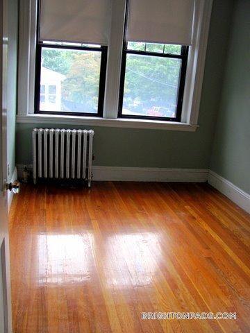 Foto del edificio - 185 Chestnut Hill Ave
