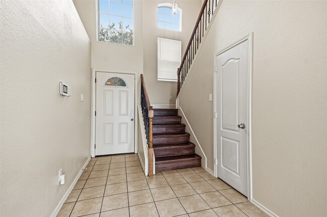 Building Photo - 14511 Long Meadow Dr