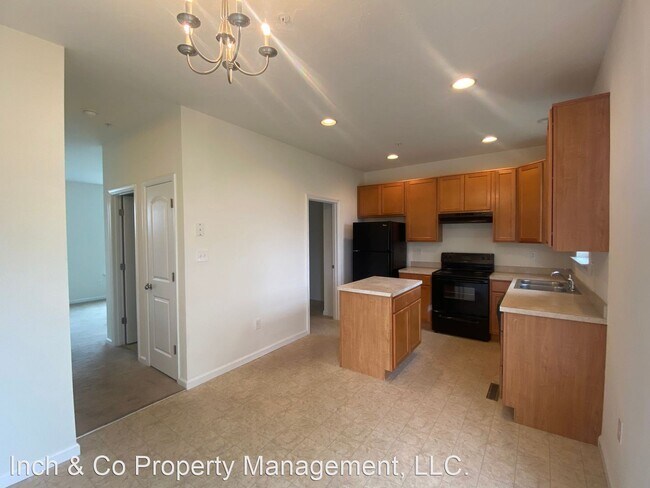 Building Photo - 3 br, 2.5 bath House - 399 Mesa Ln