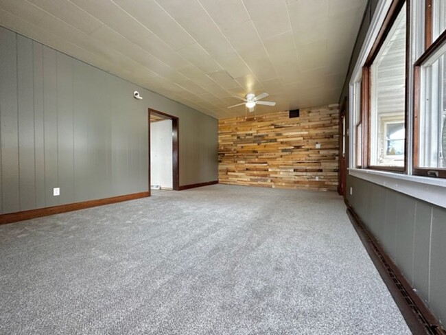 Foto del edificio - Wescott St. Duplex