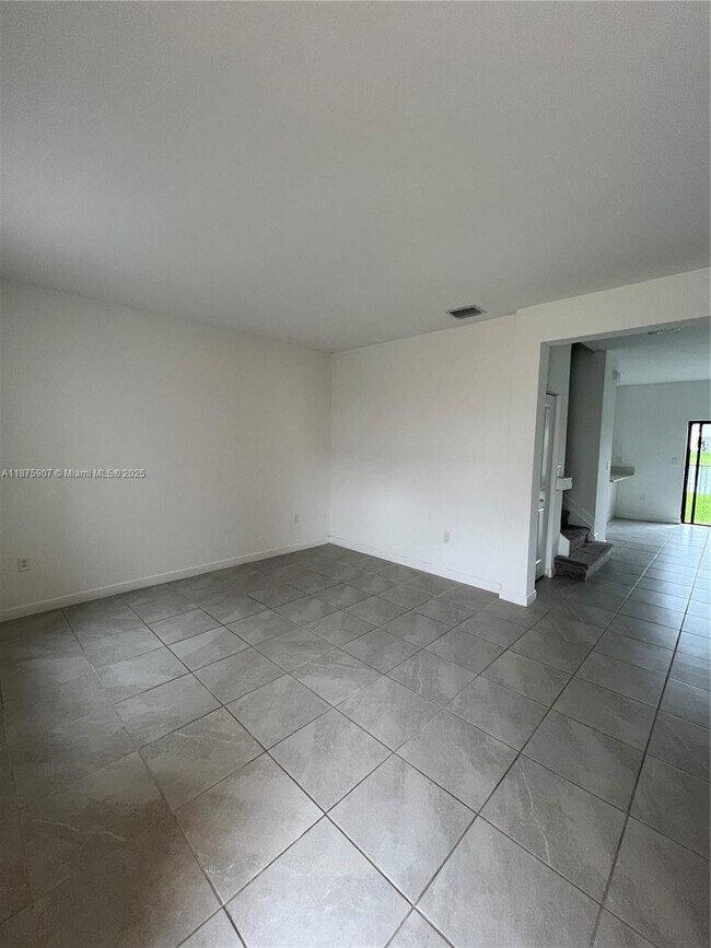 Foto del edificio - 10008 SW 228th Terrace