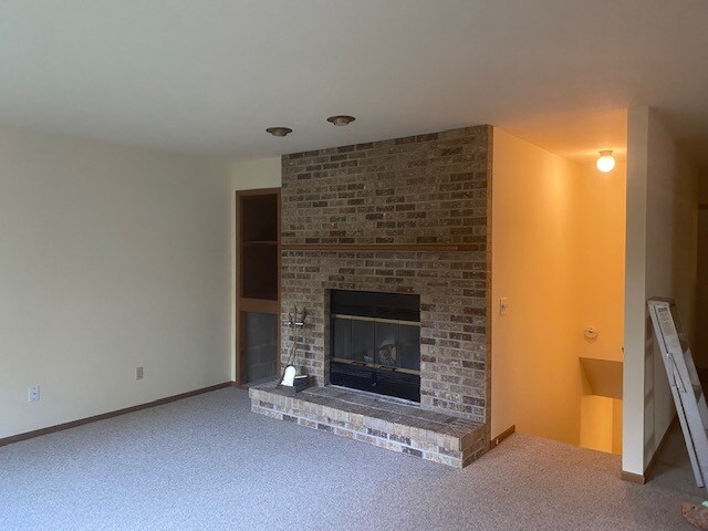 Building Photo - 7221 Tempe Dr