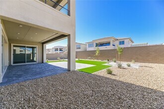 Building Photo - 5073 Slatestone St