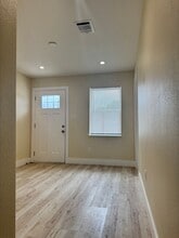 Building Photo - 7316 La Salette St