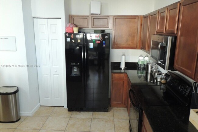Foto del edificio - 8899 NW 107 Ct