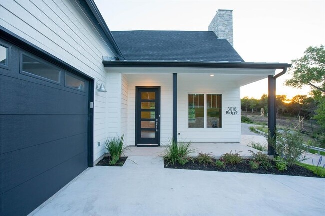 Building Photo - 3018 Sunridge Dr