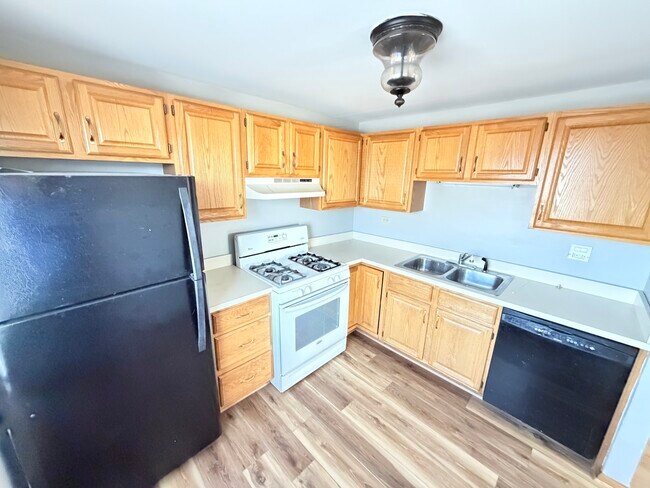 Building Photo - 1306 Forestdale Ct