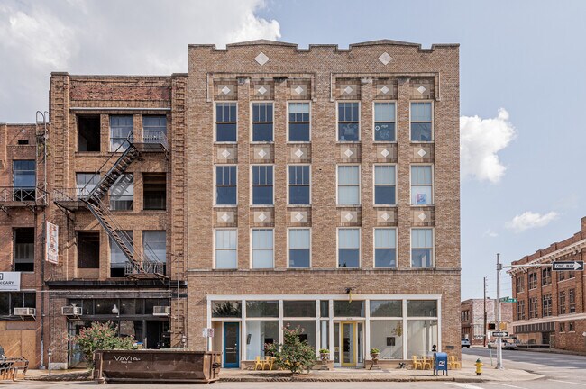 Building Photo - 113 22nd St N