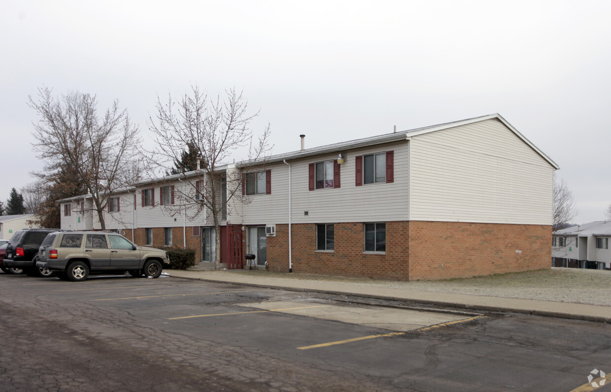 Primary Photo - Shenango Park Apartments