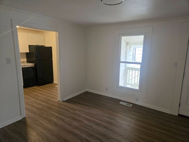 Foto del edificio - 202 W Peachtree St