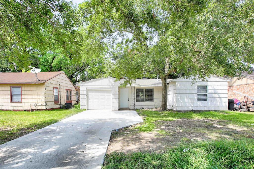Primary Photo - 5423 Willow Glen Dr