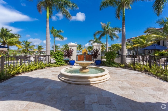 Building Photo - Doral View