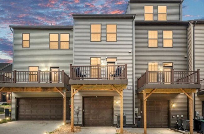 Foto del edificio - 1116 Spur Ln