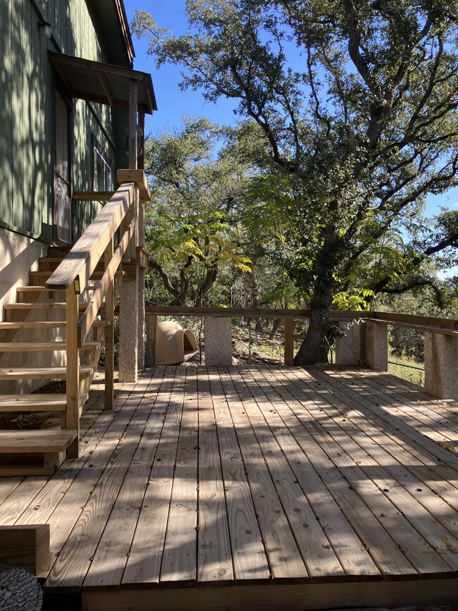 Large private deck - 1085 Arcadia Dr