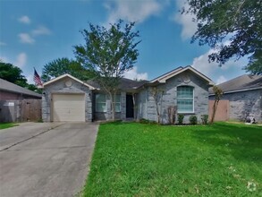 Building Photo - 5514 Rio Ramos St