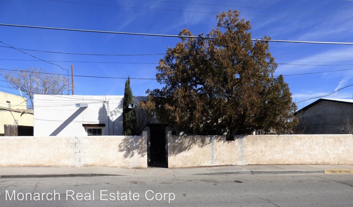 Primary Photo - 4 br, 2 bath House - 515 S. Mesquite St