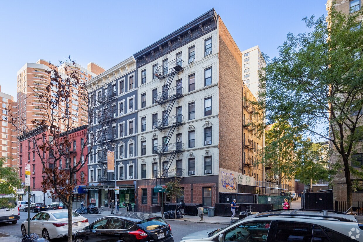 Primary Photo - 236 E 28th St