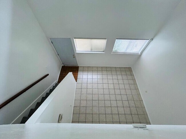 Foto del edificio - 3912 Crayrich Cir